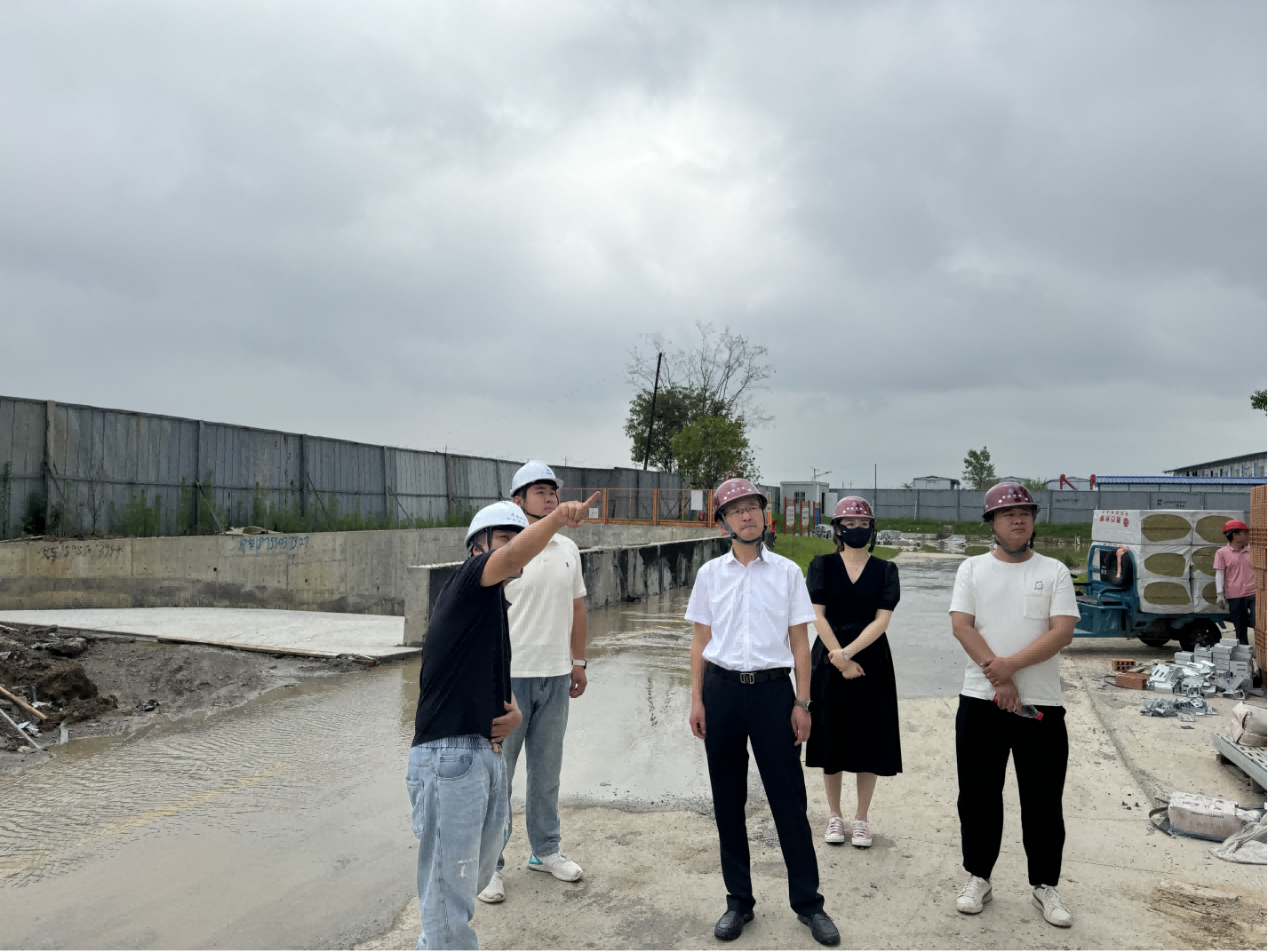 市文旅集团党委书记、董事长张雷对重点项目汛期事情举行周全督导检查